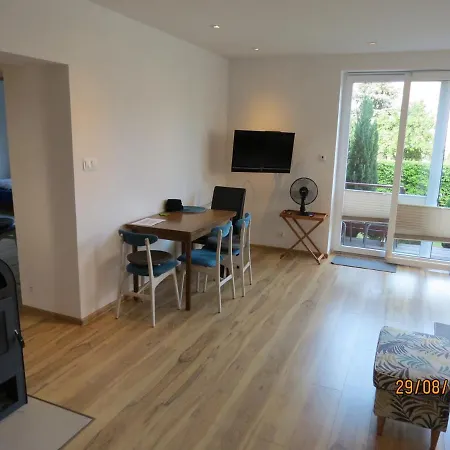 Apartament Z Trzema Pokojami *